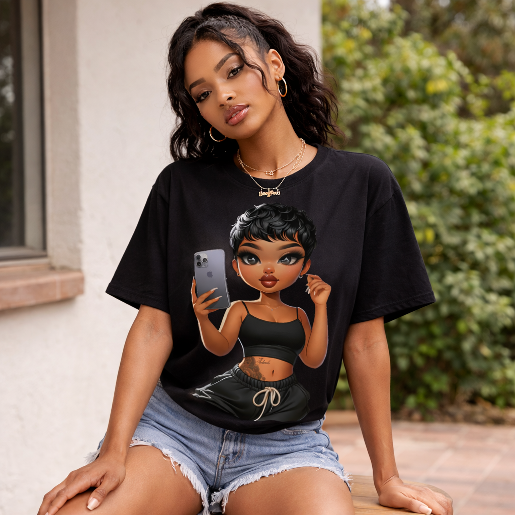 “Selfie Queen Graphic Tee – Bold Black Girl Luxury Streetwear T-Shirt”